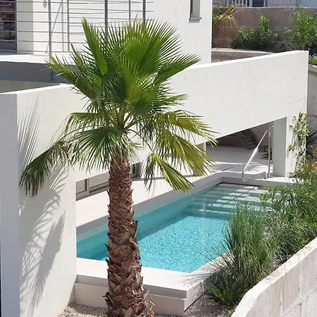 Villa Nisa Vis Exterior photo